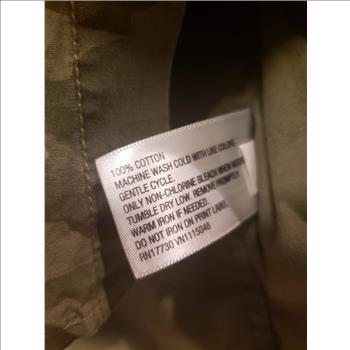 Men's MOSSIMO Supply Co. Camo Long Sleeve Shirt Sz Large Pre-owned