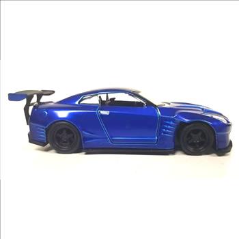 Jada Toys 2009 Nissan GTR R35 Die Cast Car 1:32 Blue Fast & Furious