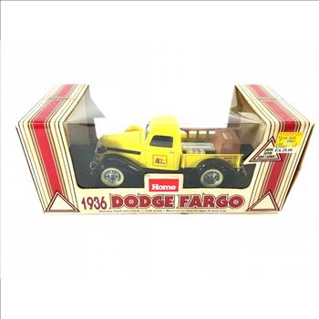 VTG 1936 Home Doge Fargo Delivery Truck Coin Bank Die Cast Model Limited Edition