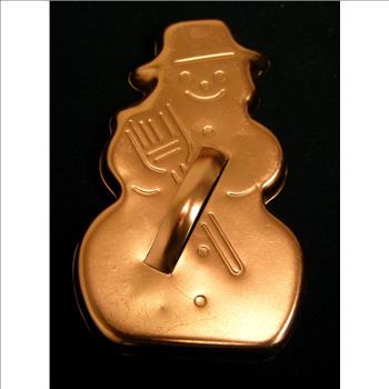 8 Copper Cookie Cutters & Icing Dispenser