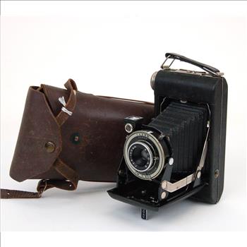 CIRCA 1930's VIGILANT KODAK Medium Format Compact Camera with Original Leather Case