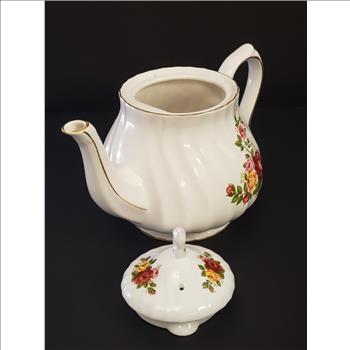 Vintage Sadler Windsor Made in China Floral Gold Trim Pattern Swirl Design Fine Porcelain Lidded Teapot