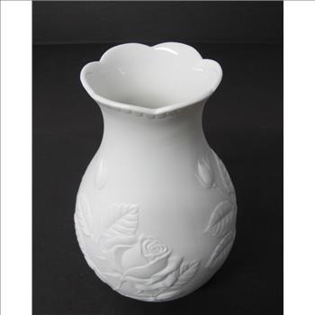 Vintage White Roses Kaiser Vase