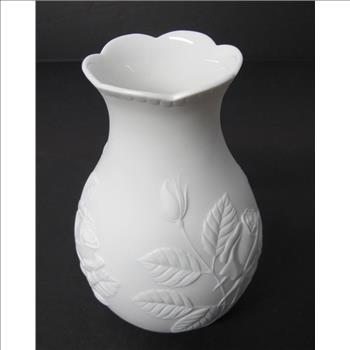 Vintage White Roses Kaiser Vase