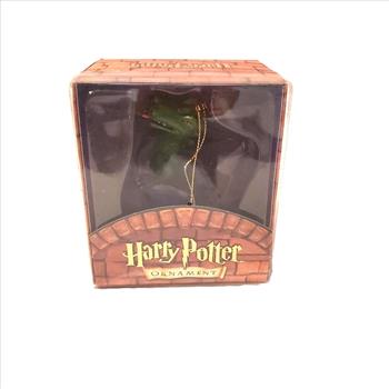 Harry Potter's Dragon NORBERT HATCHING from Egg Ornament Kurt Adler 2000