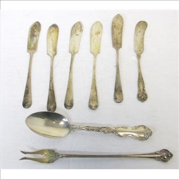 8 Piece Vintage Solid Sterling Silver Flatware