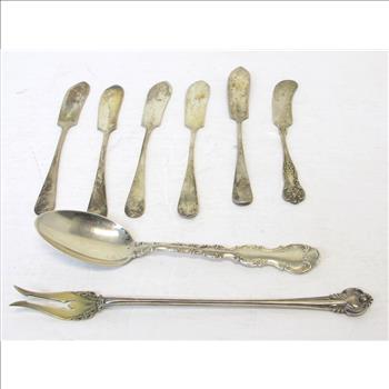 8 Piece Vintage Solid Sterling Silver Flatware