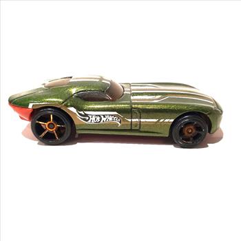 2008 Mattel Hot Wheels Fast FeLion Metallic Green Sports Car 1/64