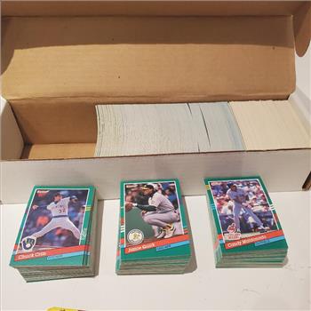 Lot of Over 550 Various Vintage 1991 Donruss Baseball Trading Cards