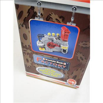 1999 Collectible Tootsie Roll Factory Dispenser