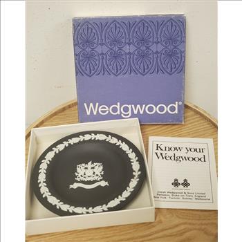 Vintage WEDGWOOD Jasper Black 4.24