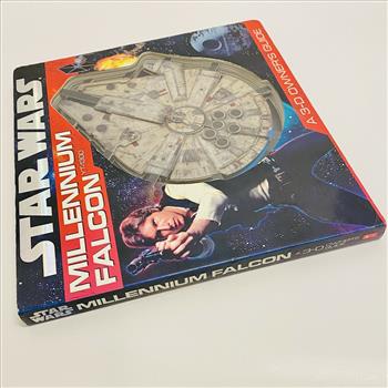 Star Wars Millennium Falcon YT-1300 A 3-D Owners Guide Scholastic 2010