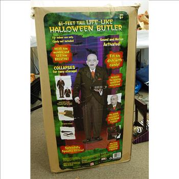 Halloween : New 6 Feet Tall Animated Spooky Butler