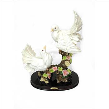 Vintage Rubg's Collection Resin Dove Sculpture