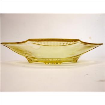 Collection of 1930s Depression Glass Dishes