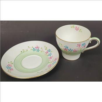 Vintage Hand Painted Bell 4069 Bone China Tea Cup and Saucer