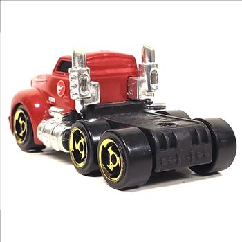 Vintage 2001 Mattel Hot Wheels Red Semi Truck Cap Die Cast 3.5