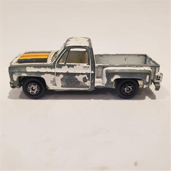 Vintage Yatming White Chevy Step-Side Pickup Truck Metal Diecast Road Champs Hong Kong