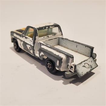 Vintage Yatming White Chevy Step-Side Pickup Truck Metal Diecast Road Champs Hong Kong