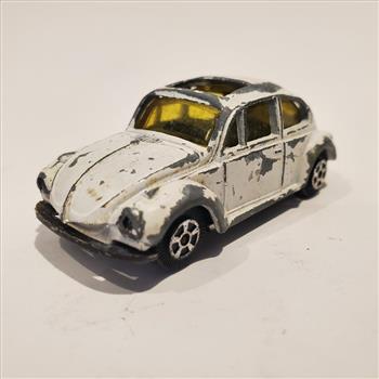 Vintage VW Bug With Sunroof White Die Cast Metal Car Hong Kong
