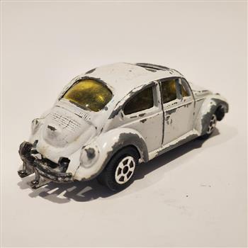 Vintage VW Bug With Sunroof White Die Cast Metal Car Hong Kong