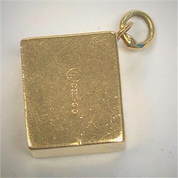 9 Kt Gold Pendant