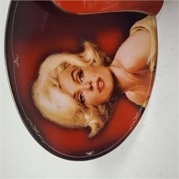 Vintage Bradford Exchange Marilyn Monroe Oval and Figure Wall Plate USA