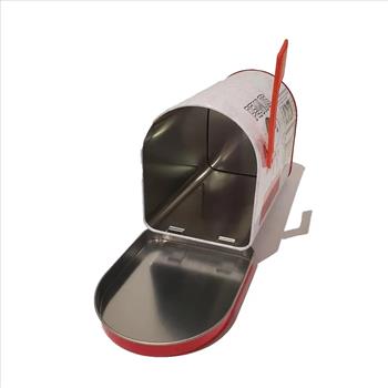 2019 Peanuts Snoopy Tin Metal Mailbox Mail Box