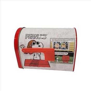 2019 Peanuts Snoopy Tin Metal Mailbox Mail Box