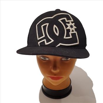 Embroidered DC Shoes Large Logo 210Fitted Baseball Cap