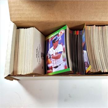 Lot of Over 600 Donrus 1989 Baseball Trading Cards