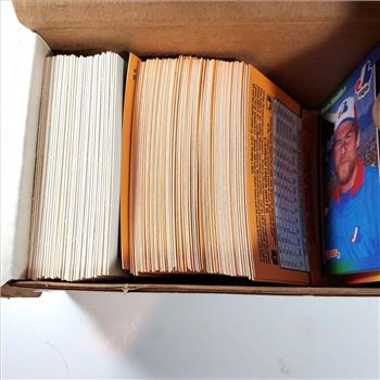 Lot of Over 600 Donrus 1989 Baseball Trading Cards