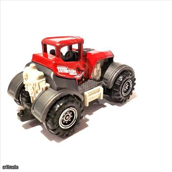 Matchbox Mattel Trevino Farms 2015 Red Scale 1/64 Tractor