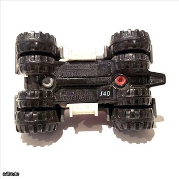 Matchbox Mattel Trevino Farms 2015 Red Scale 1/64 Tractor