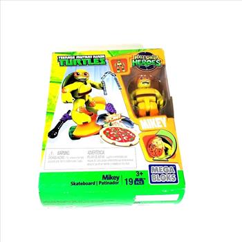 2015 Mega Bloks Mutant Ninja Turtles Mikey Half Shell Heroes Figure