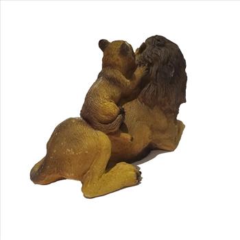 Mother Lion And Cub Hand Crafted Resin Figure Statue 4