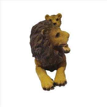 Mother Lion And Cub Hand Crafted Resin Figure Statue 4