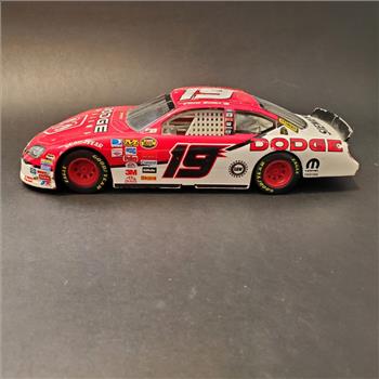 NASCAR Elliott Sadler #19 Dodge Dealers 2007 Charger 1:24 Action Diecast Car