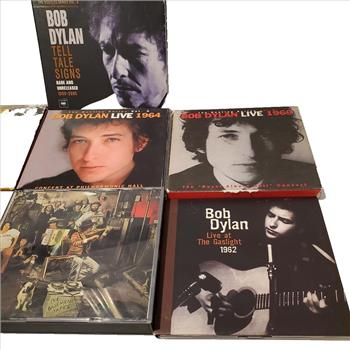 Lot of 7 Bob Dylan Various Music CD Collection