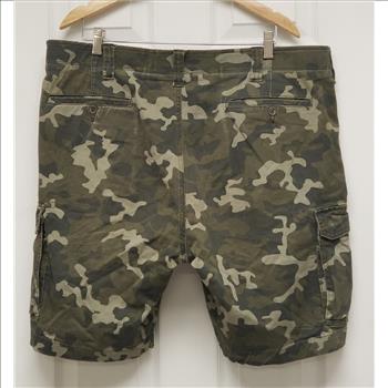 Denver Hayes Camo Print Men's Cargo Shorts Sz 40, Made in Bangladesh