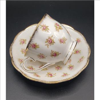 Vintage Royal Albert Bone China Tea Cup & Saucer Pink Rose England #2612 (J)