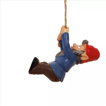 Climbing Tree Gnomes Decoration Funny Garden Sculpture