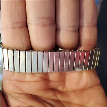 Vintage Mens TIMEX Water Resistant Quartz Stainless Steel Wrist Watch