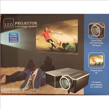 Led Entertainment Projector LCD Image System in Black AV-IN HDMI VGA USB SD Card