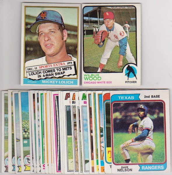 25 Different 1970's Topps Baseball Cards (1973-1979) w/ Mickey Lolich + More