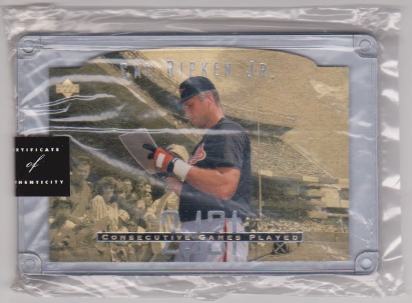 1995 Upper Deck Cal Ripken, Jr. Gold 3.5"x5' Die Cut C-Card #ed/2131