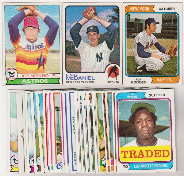 25 Different 1970's Topps Baseball Cards (1973-1979) w/ Joe Niekro + More