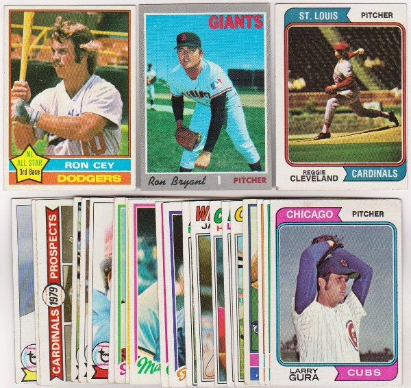 25 Different 1970's Topps Baseball Cards (1970-1979) w/ Ron Cey + More
