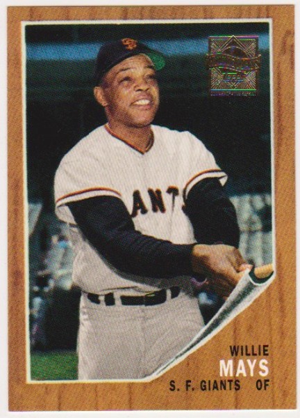Willie Mays 1962 Topps #300 Commemorative Card - 1997 Topps #16 Insert Card