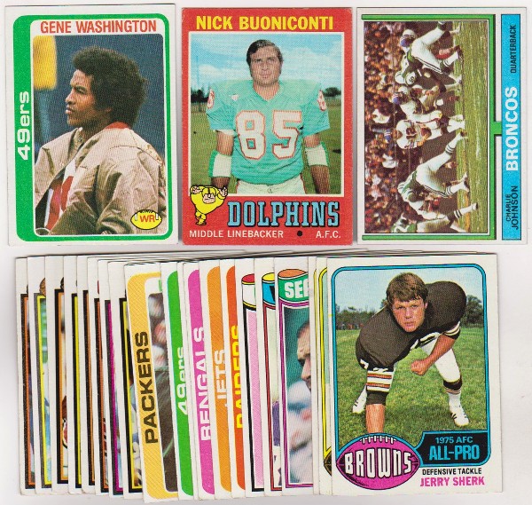 24 Different 1970's Topps Football Cards (1971-1979) w/ Gene Washington + More